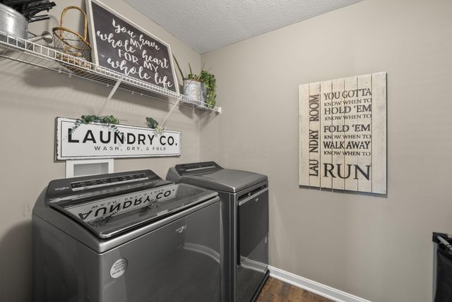 6735 John Drive, Canal Winchester, OH 43110
