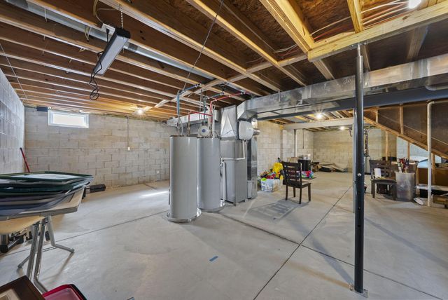 6735 John Drive, Canal Winchester, OH 43110