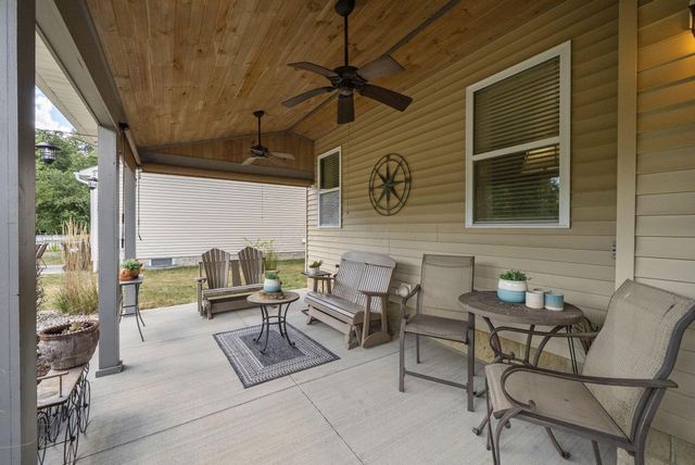 6735 John Drive, Canal Winchester, OH 43110