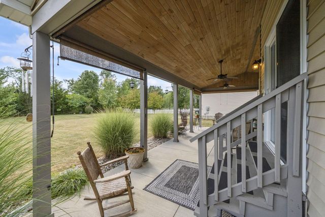 6735 John Drive, Canal Winchester, OH 43110