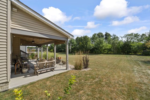 6735 John Drive, Canal Winchester, OH 43110
