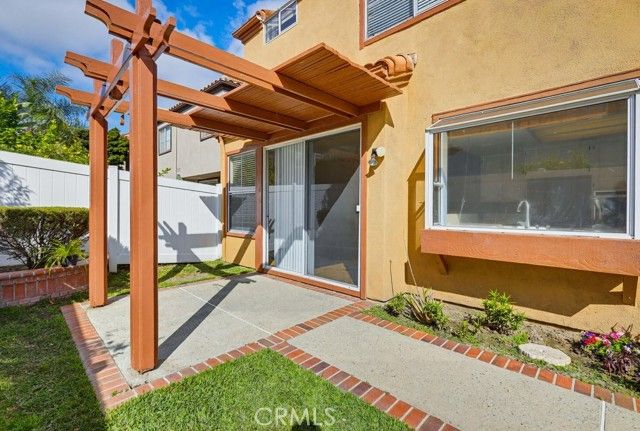 4 Estrella, Irvine, CA 92614