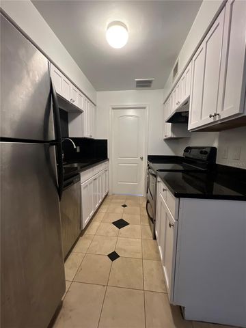 517 S HYER AVE 1, Orlando, FL 32801