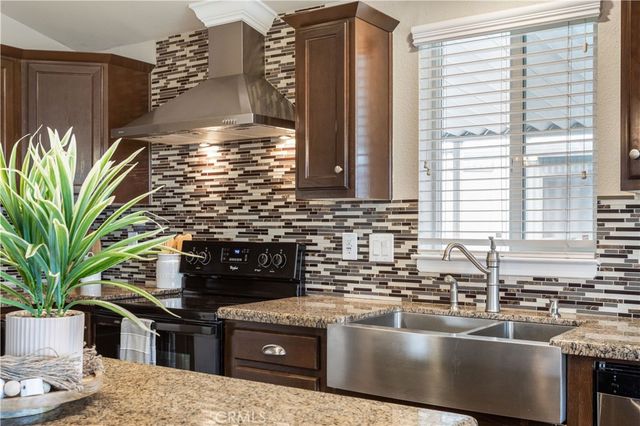 23820 Ironwood Ave 195, Moreno Valley, CA 92557