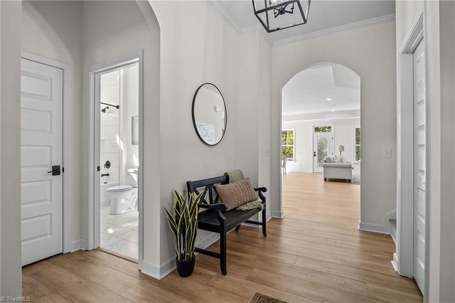 5227 Sunny Brook Court, Clemmons, NC 27012