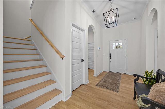 5227 Sunny Brook Court, Clemmons, NC 27012