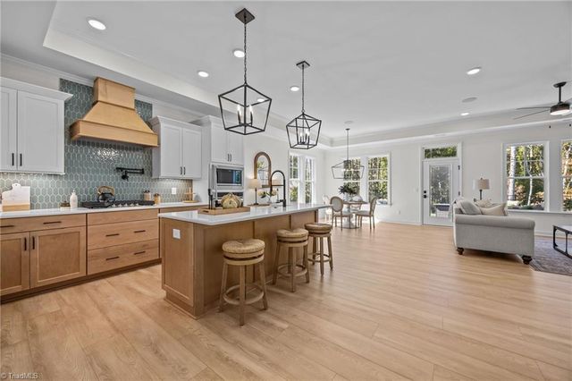 5227 Sunny Brook Court, Clemmons, NC 27012