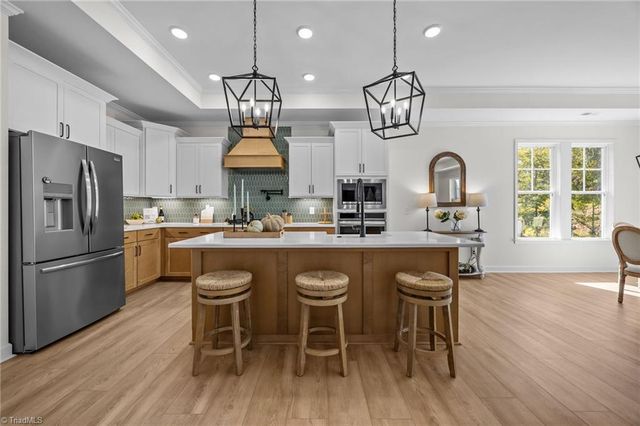 5227 Sunny Brook Court, Clemmons, NC 27012