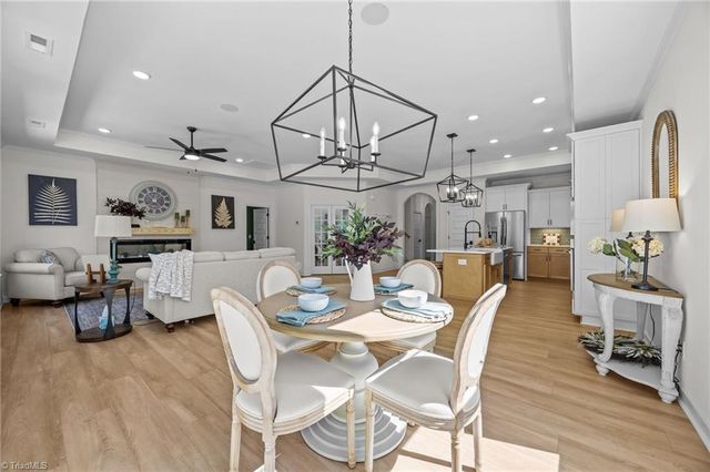 5227 Sunny Brook Court, Clemmons, NC 27012