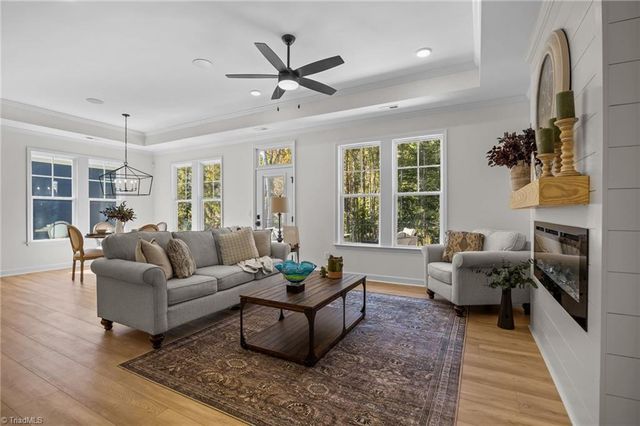 5227 Sunny Brook Court, Clemmons, NC 27012