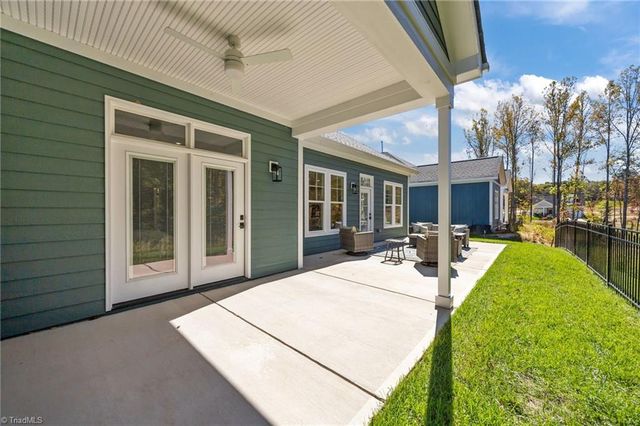 5227 Sunny Brook Court, Clemmons, NC 27012