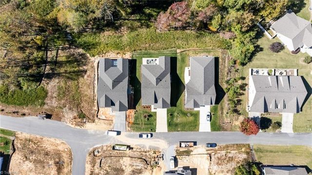 5227 Sunny Brook Court, Clemmons, NC 27012