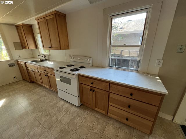 3407 GRAND Blvd, Vancouver, WA 98661