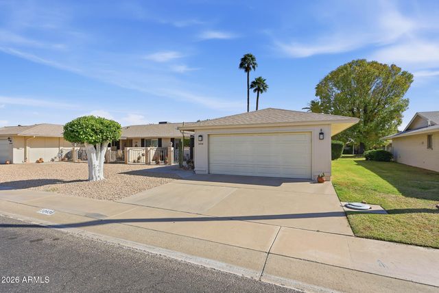 10438 W SARATOGA Circle, Sun City, AZ 85351