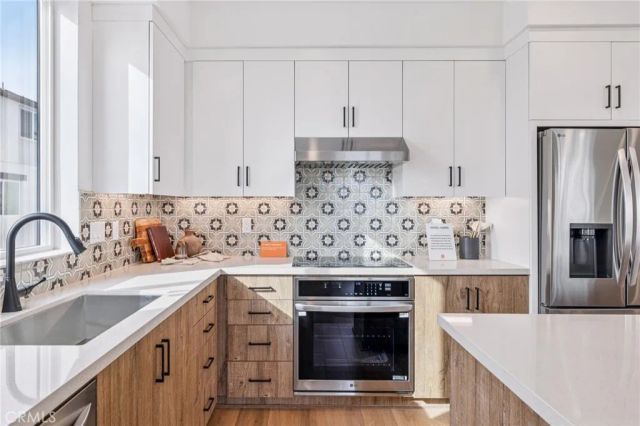 1686 Constellation Drive, San Pedro, CA 90731