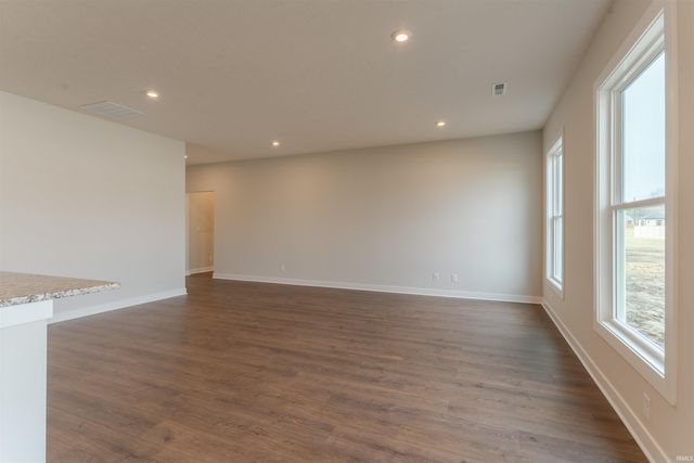 5008 Goldfinch Drive, Evansville, IN 47725