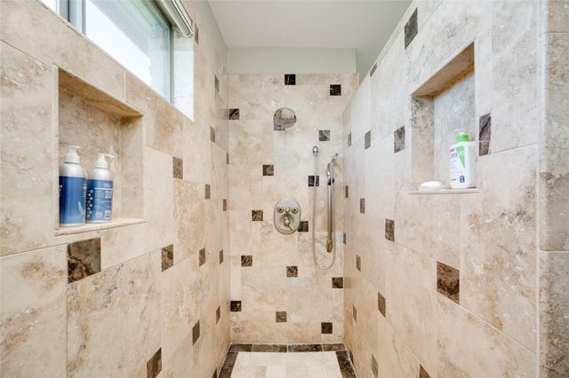 1005 Cedar Park DR, Cedar Park, TX 78613
