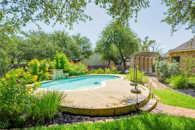 1005 Cedar Park DR, Cedar Park, TX 78613