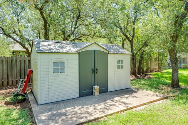 1005 Cedar Park DR, Cedar Park, TX 78613