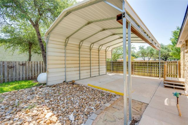 1005 Cedar Park DR, Cedar Park, TX 78613