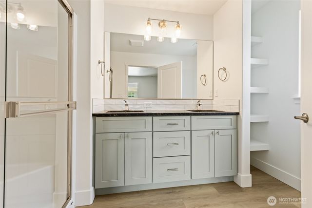 217 N Sandy Loop, Moses Lake, WA 98837