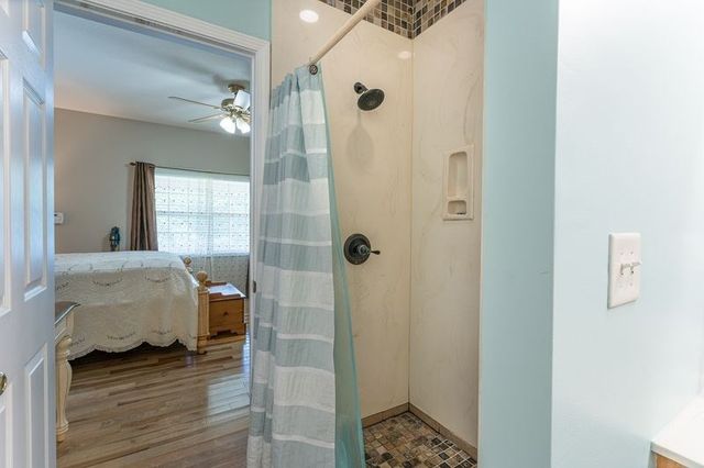 334 Avery Scroggs Rd, Hayesville, NC 28904