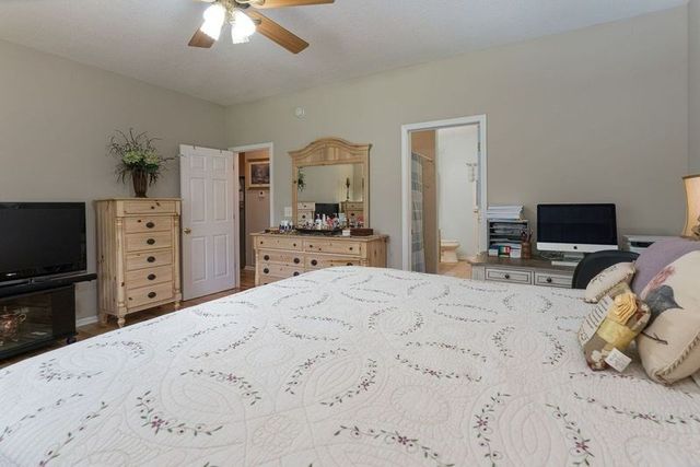 334 Avery Scroggs Rd, Hayesville, NC 28904