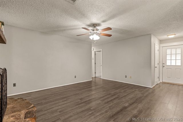 13629 S 285th East Avenue, Coweta, OK 74429