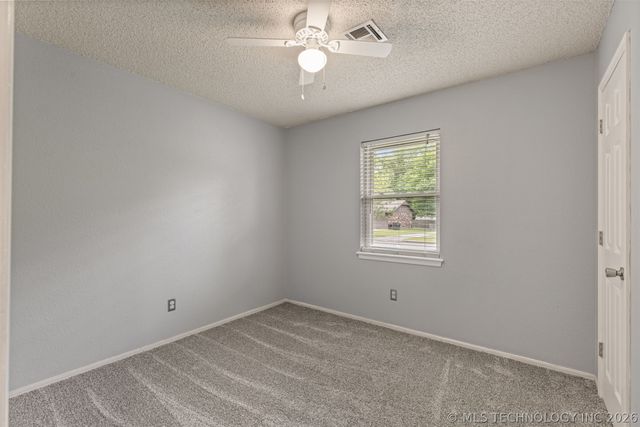 13629 S 285th East Avenue, Coweta, OK 74429