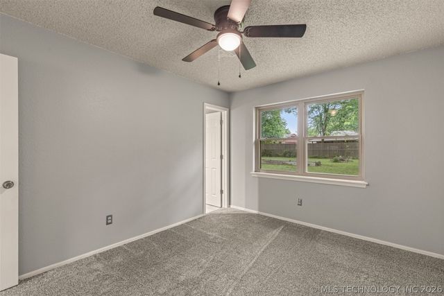 13629 S 285th East Avenue, Coweta, OK 74429