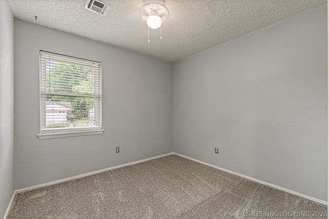 13629 S 285th East Avenue, Coweta, OK 74429