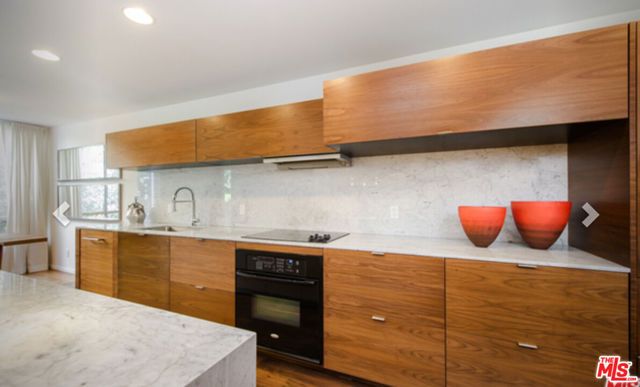 406 N Oakhurst Drive 204, Beverly Hills, CA 90210