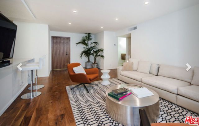 406 N Oakhurst Drive 204, Beverly Hills, CA 90210