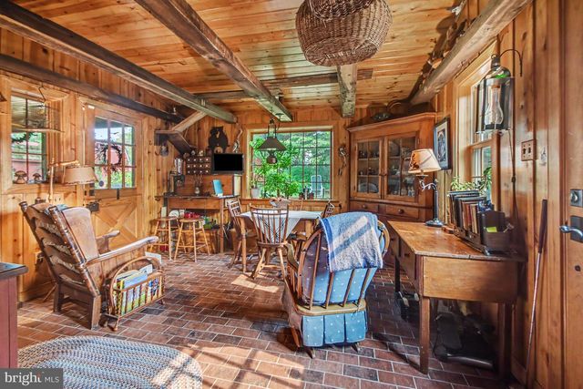 142 OXFORD CIR, Eagleville, PA 19403