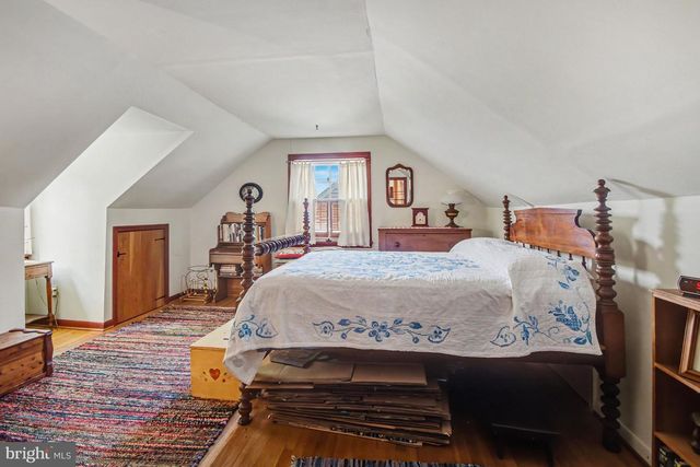 142 OXFORD CIR, Eagleville, PA 19403