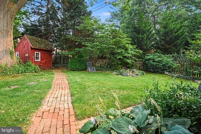 142 OXFORD CIR, Eagleville, PA 19403