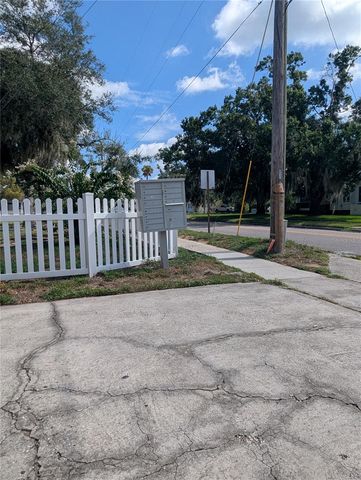 910 SOUTH CENTER STREET 910, Eustis, FL 32726