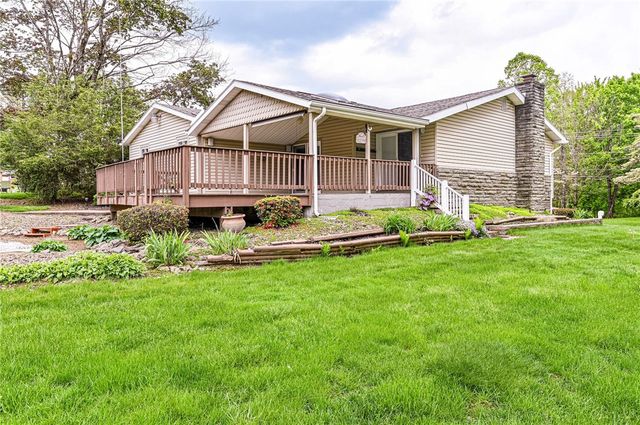 621 Sandy Hill Rd, Manor, PA 15642