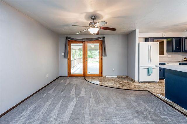 621 Sandy Hill Rd, Manor, PA 15642