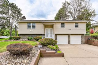 621 Sandy Hill Rd, Manor, PA 15642