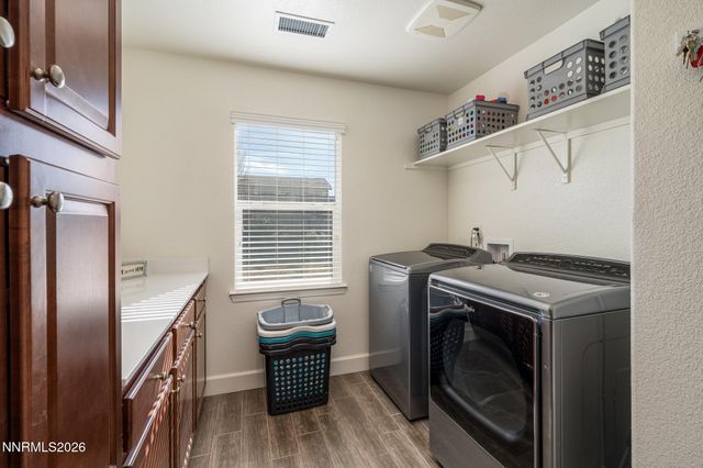 7021 Saddlehorn Road, Carson City, NV 89701