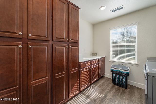 7021 Saddlehorn Road, Carson City, NV 89701