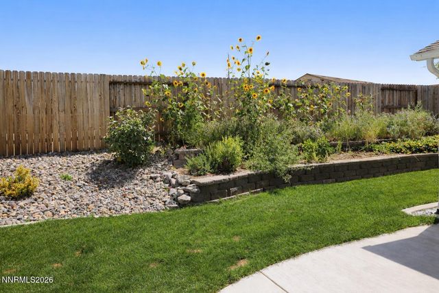 7021 Saddlehorn Road, Carson City, NV 89701