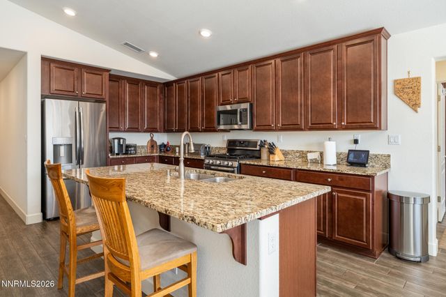 7021 Saddlehorn Road, Carson City, NV 89701