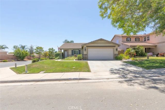 25617 Mesa Edge Court, Menifee, CA 92585