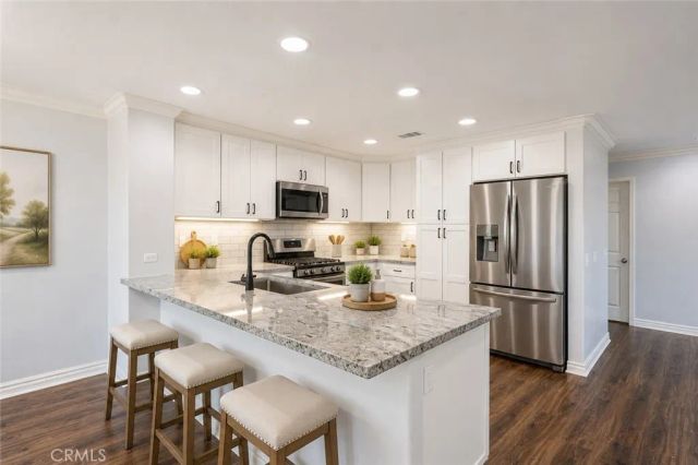 25617 Mesa Edge Court, Menifee, CA 92585