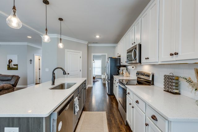 203 Waltons Way, Spring Hill, TN 37174