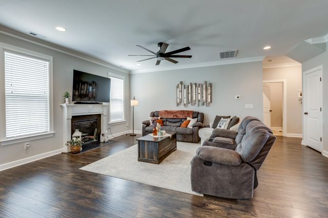 203 Waltons Way, Spring Hill, TN 37174