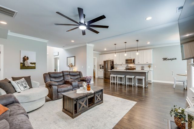 203 Waltons Way, Spring Hill, TN 37174