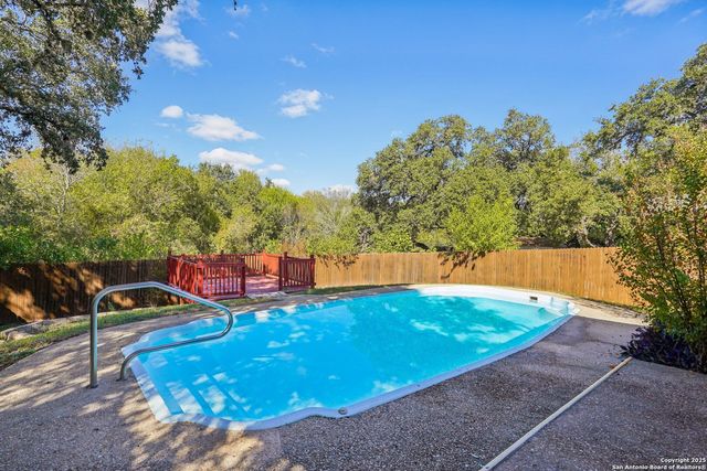 307 Clover Creek, San Antonio, TX 78245